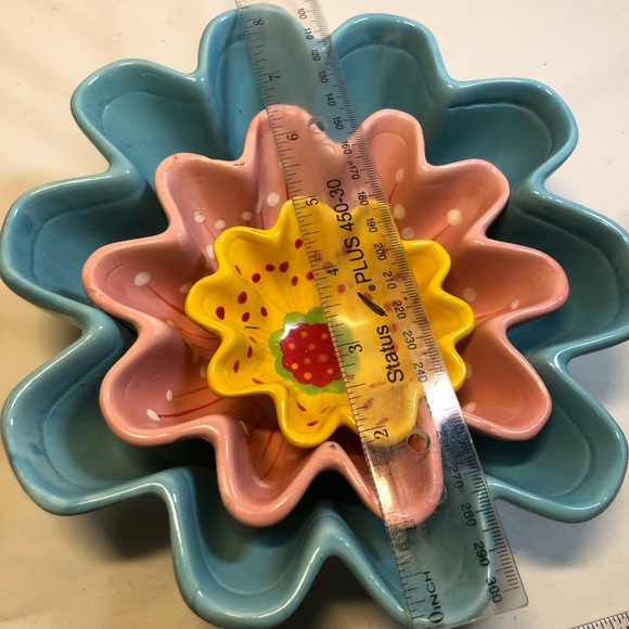 Unique Colourful Floral Serving Bowl 3 Bowls 8” to 4” - Picture 2 of 13